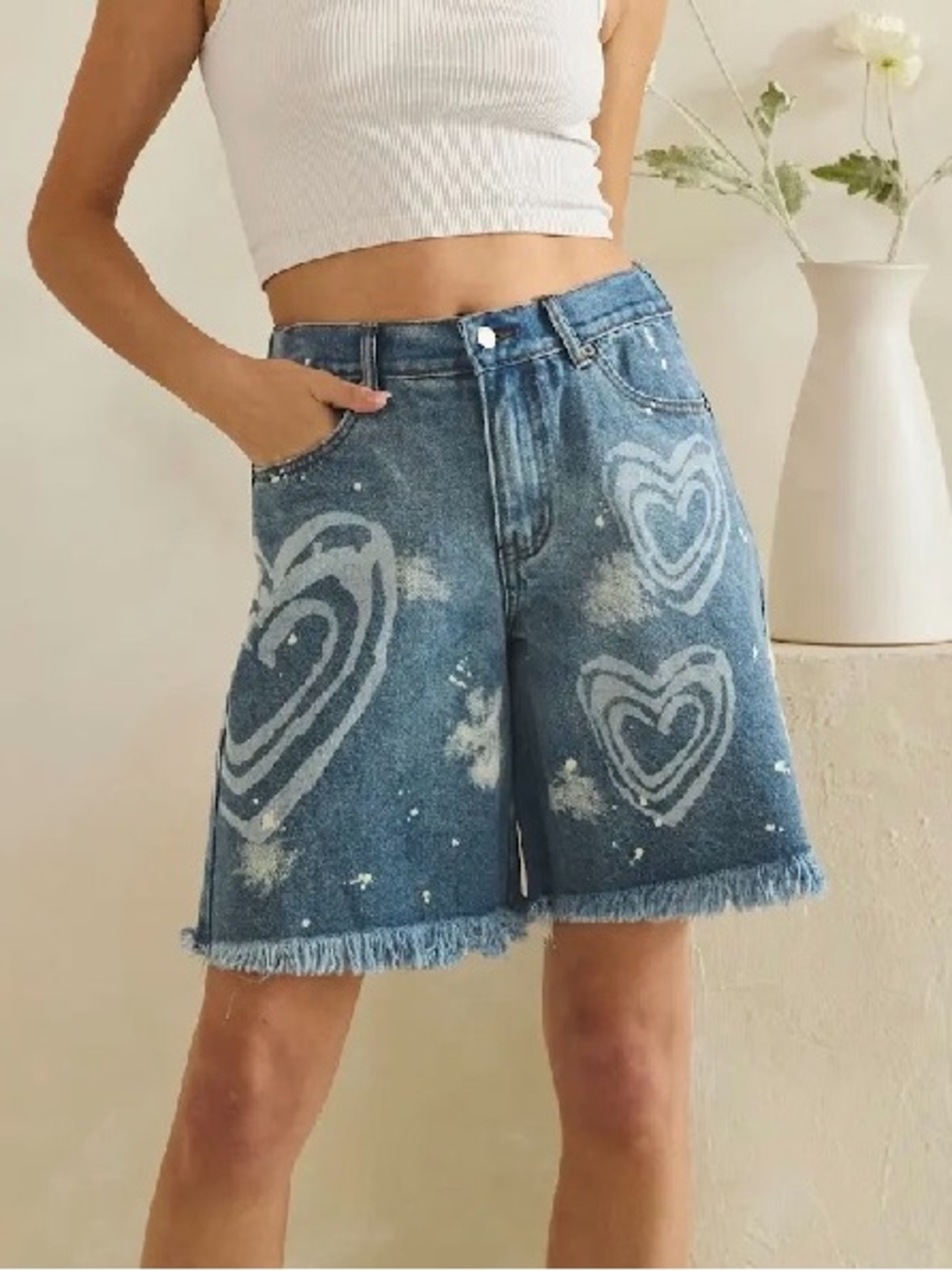 Oli & Hali denim heart design shorts XL